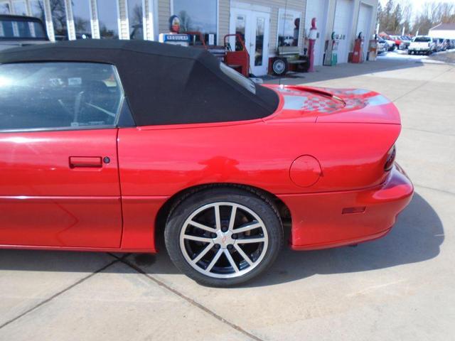 Photo of 2002 RED Chevrolet Camaro