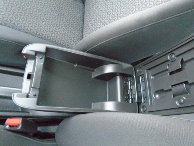 Photo of 2009 SILVER Pontiac G5