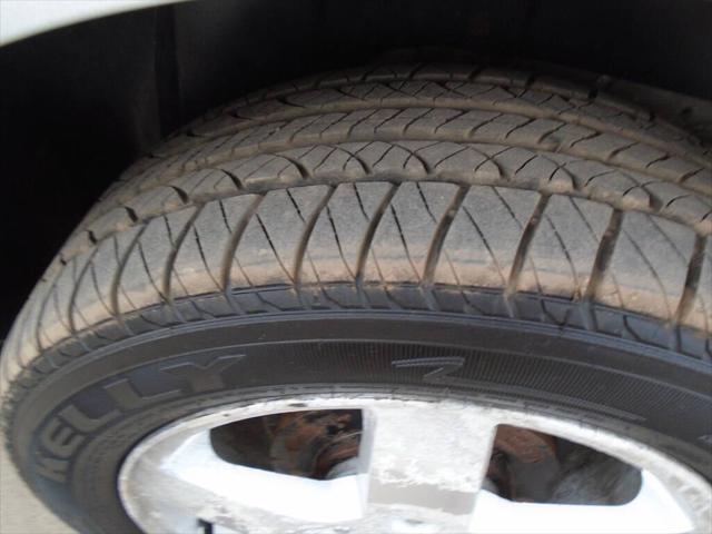 Photo of 2009 SILVER Pontiac G5