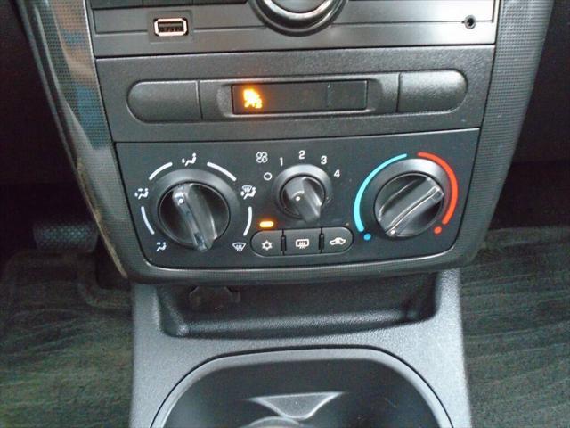Photo of 2009 SILVER Pontiac G5