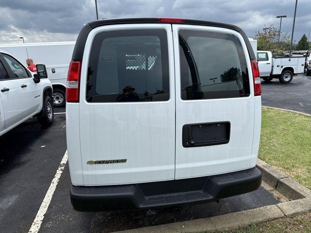 Photo of 2025 Summit White Chevrolet Express 2500