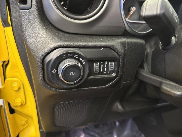 Photo of 2021 Hellayella Clearcoat Jeep Wrangler Unlimited