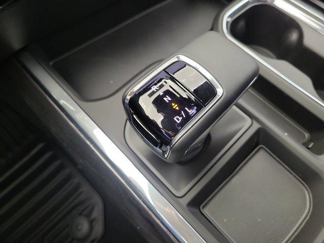 Photo of 2025 Summit White Chevrolet Silverado 1500