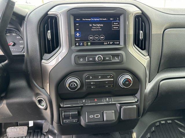 Photo of 2024 Summit White Chevrolet Silverado 2500