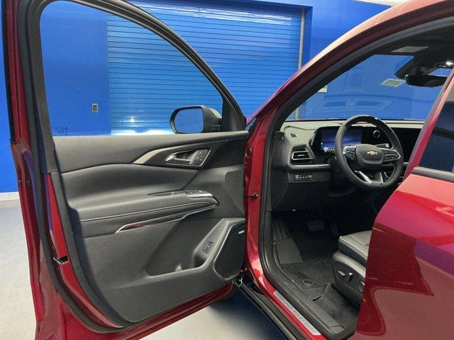 Photo of 2025 Radiant Red Chevrolet Traverse