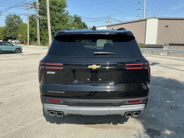 Photo of 2025 Mosaic Black Metallic Chevrolet Traverse