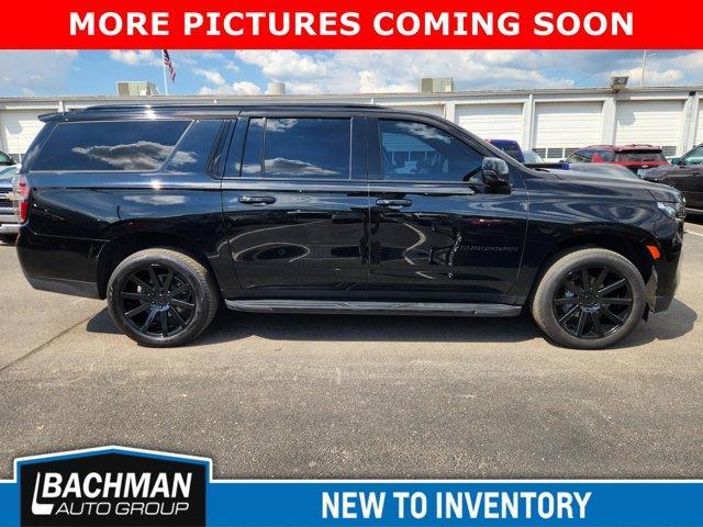 Photo of 2023 Black Chevrolet Suburban