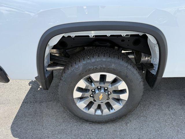 Photo of 2025 Summit White Chevrolet Silverado 2500