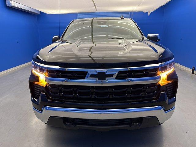 Photo of 2025 Black Chevrolet Silverado 1500