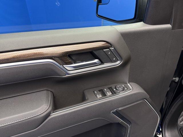 Photo of 2025 Black Chevrolet Silverado 1500