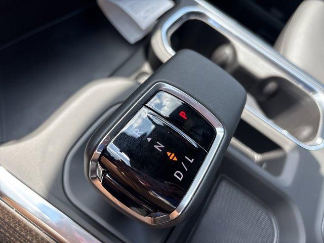 Photo of 2025 Black Chevrolet Silverado 1500