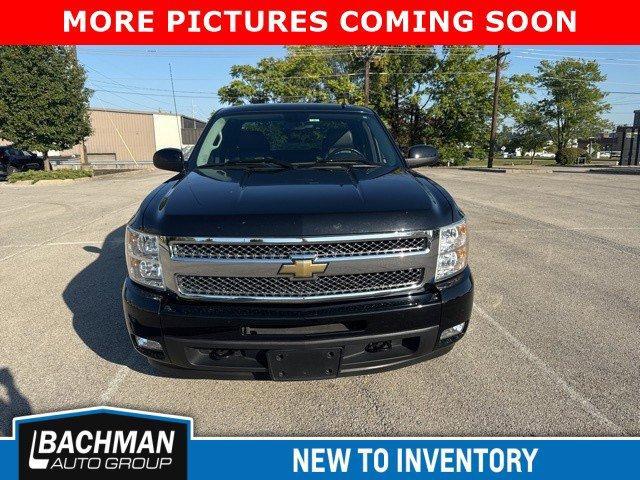 Photo of 2009 Black Chevrolet Silverado 1500