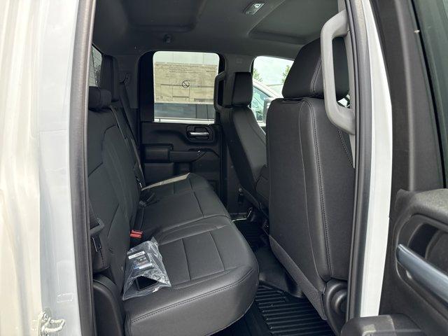 Photo of 2025 Summit White Chevrolet Silverado 3500