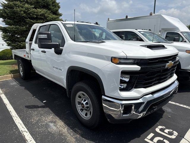 Photo of 2025 Summit White Chevrolet Silverado 3500
