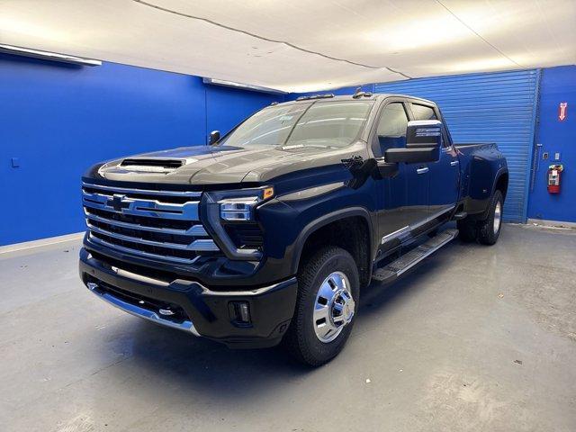 Photo of 2025 Black Chevrolet Silverado 3500