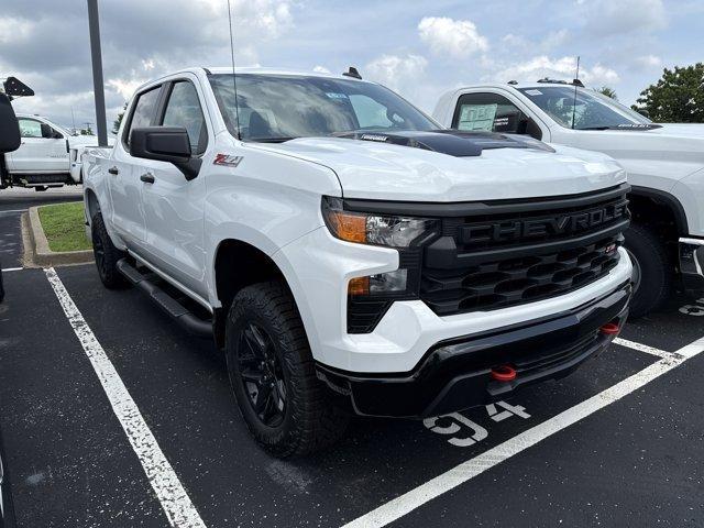 Photo of 2025 Summit White Chevrolet Silverado 1500