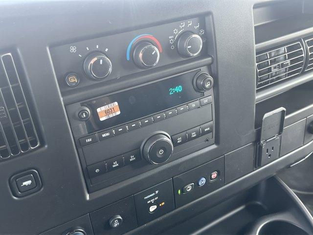 Photo of 2025 Summit White Chevrolet Express 2500