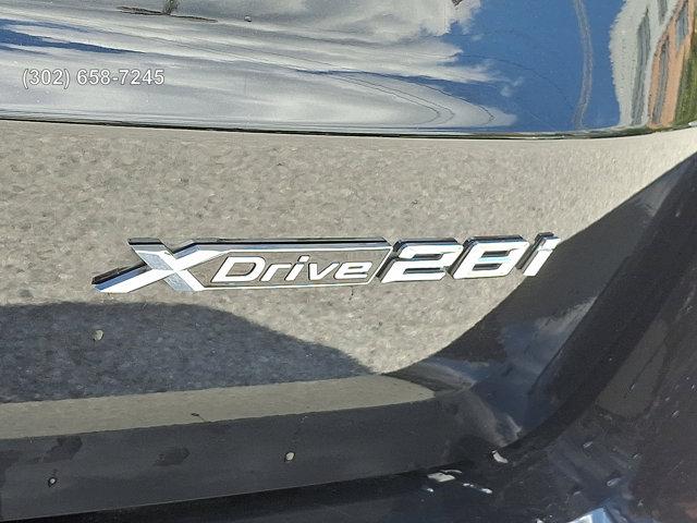 Photo of 2025 Black Sapphire Metallic - 475 BMW X1
