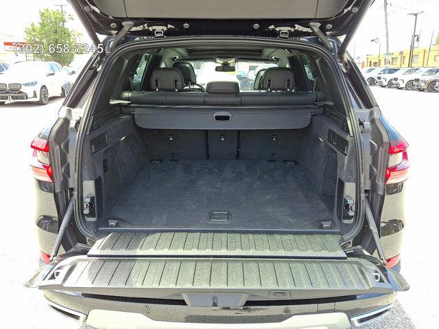 Photo of 2022 Black Sapphire Metallic BMW X5