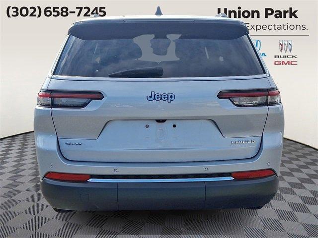 Photo of 2024 Silver Zynith Jeep Grand Cherokee L