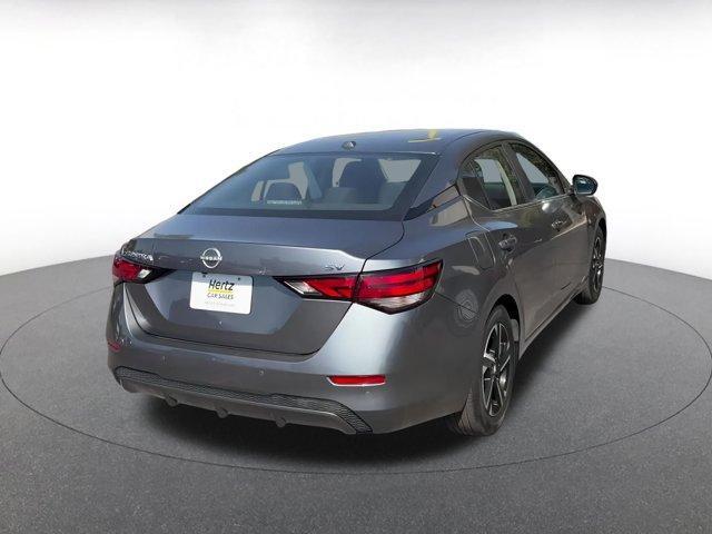 Photo of 2024 Gun Metallic Nissan Sentra
