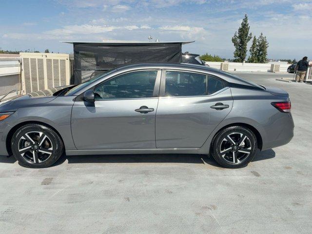 Photo of 2024 Gun Metallic Nissan Sentra