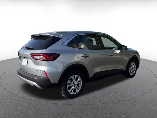 Photo of 2024 Silver Ford Escape