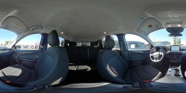 Photo of 2024 White Ford Escape