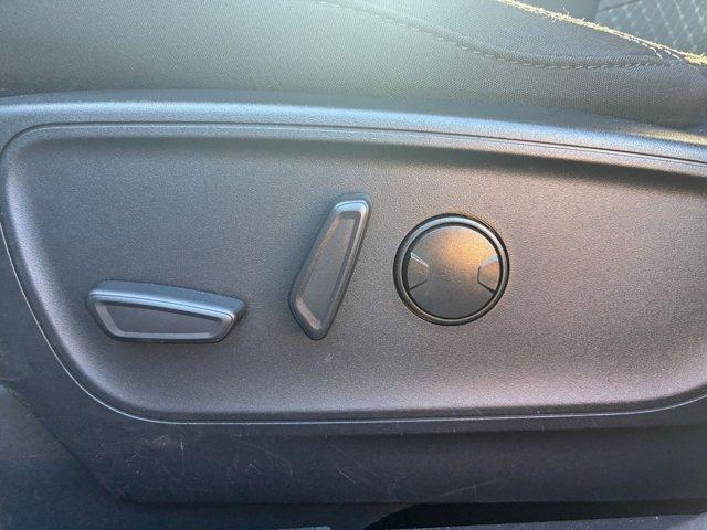 Photo of 2024 White Ford Escape
