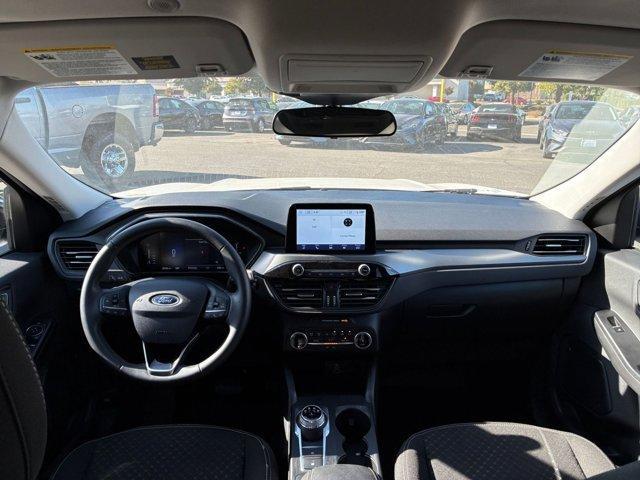 Photo of 2024 White Ford Escape