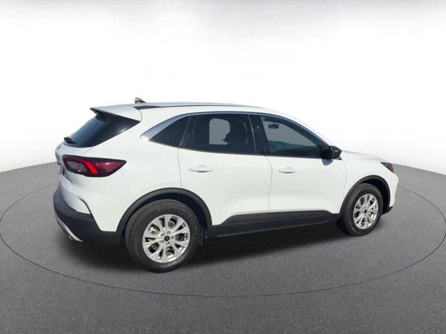 Photo of 2024 White Ford Escape