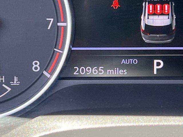 Photo of 2024 Black Nissan Rogue