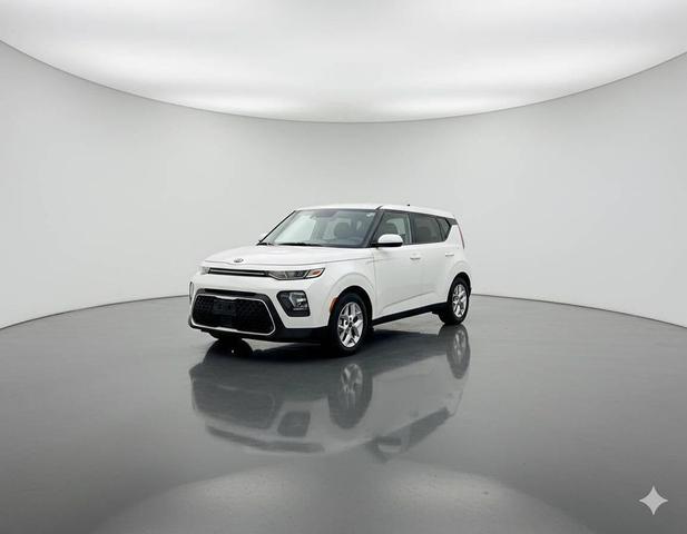 Photo of 2021 Snow White Pearl Kia Soul