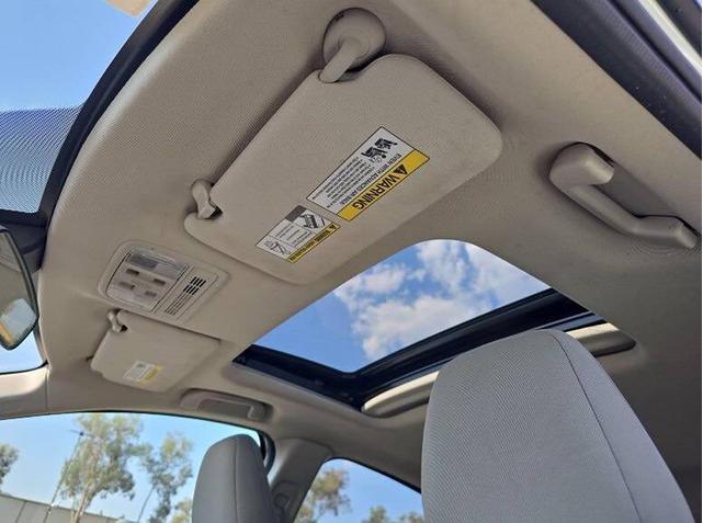 Photo of 2021 Platinum White Pearl Honda HR-V
