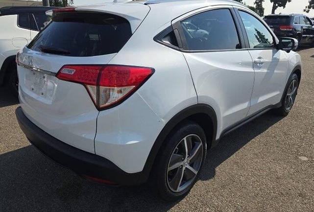 Photo of 2021 Platinum White Pearl Honda HR-V
