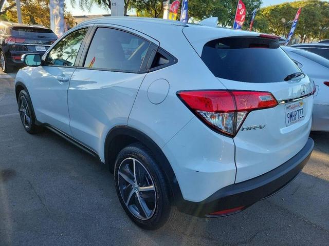 Photo of 2021 Platinum White Pearl Honda HR-V