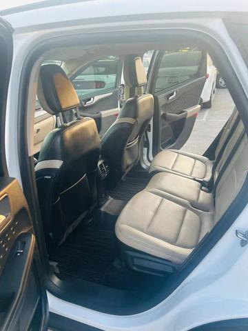 Photo of 2020 Oxford White Ford Escape