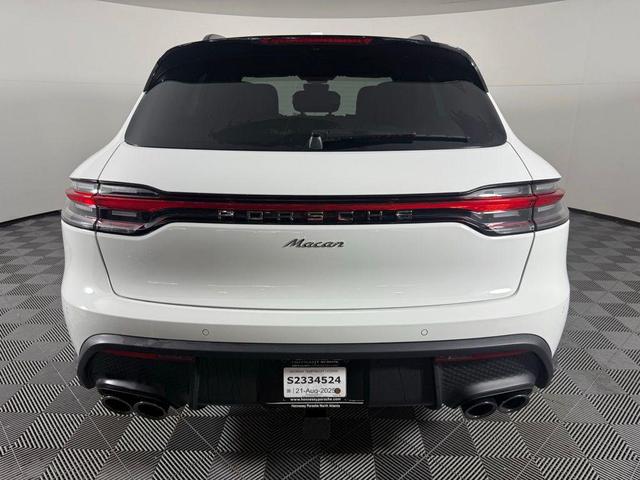 Photo of 2025 White Porsche Macan