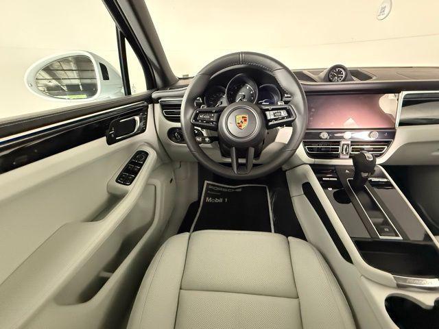 Photo of 2025 Carrara White Porsche Macan