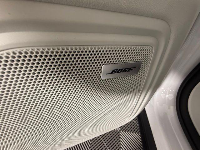 Photo of 2025 Carrara White Porsche Macan