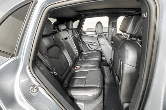 Photo of 2025 Dolomite Silver Metallic Porsche Macan