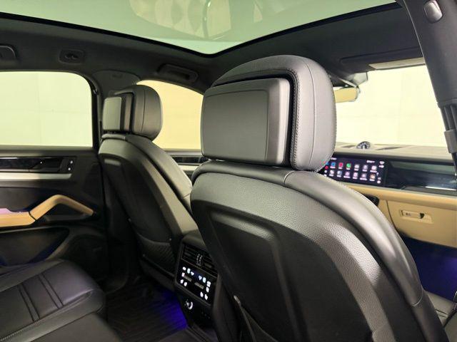 Photo of 2024 Black Porsche Cayenne