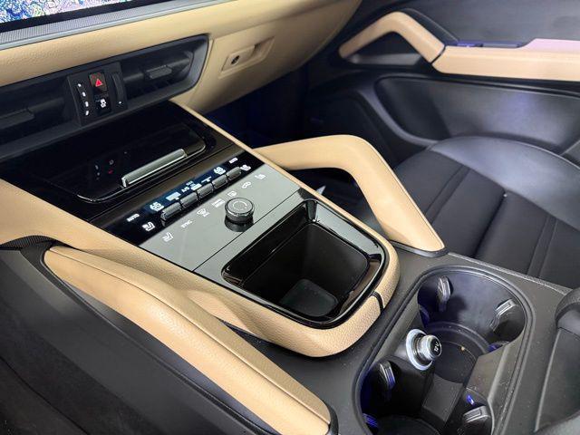 Photo of 2024 Black Porsche Cayenne