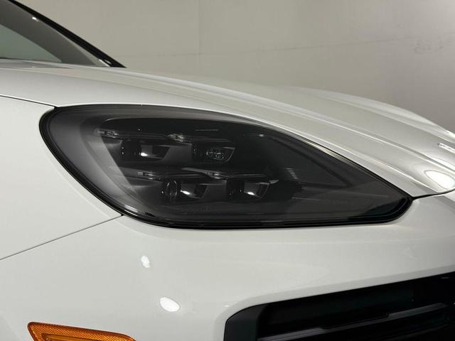 Photo of 2025 White Porsche Cayenne