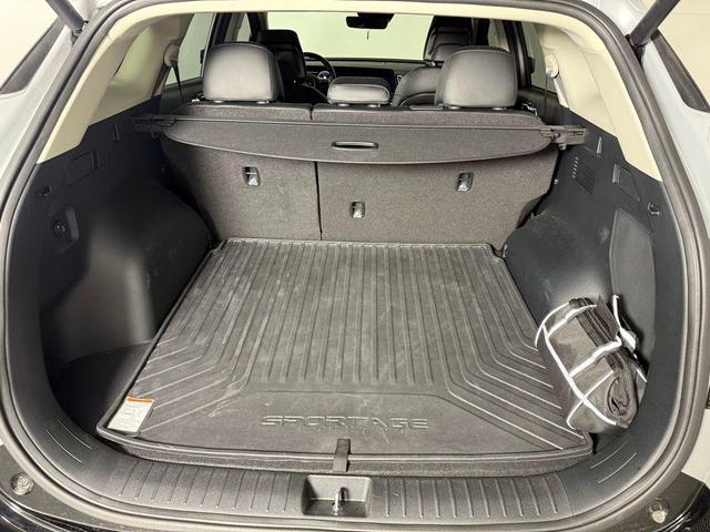Photo of 2024 Wolf Gray Kia Sportage