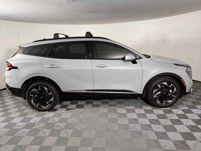 Photo of 2024 Wolf Gray Kia Sportage