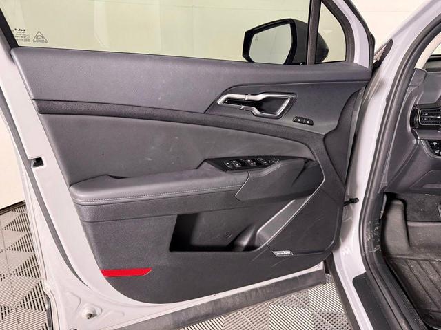 Photo of 2024 Wolf Gray Kia Sportage