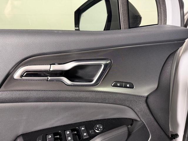 Photo of 2024 Wolf Gray Kia Sportage