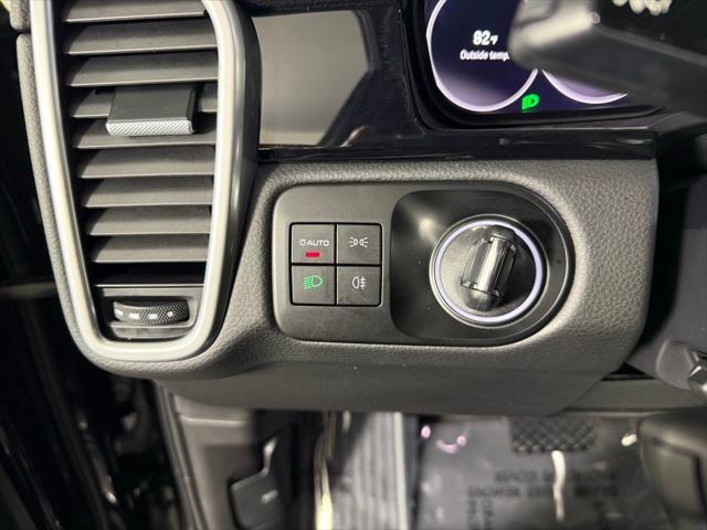 Photo of 2023 Black Porsche Cayenne