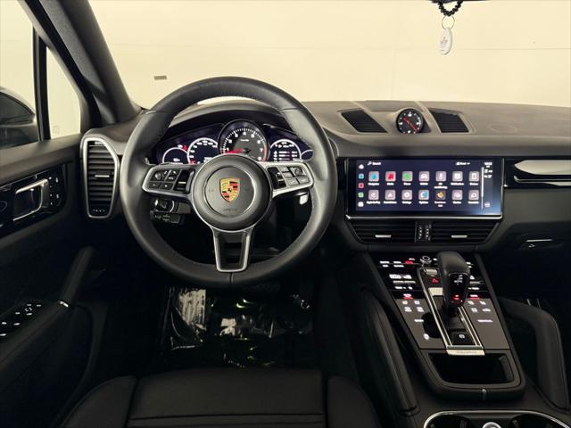 Photo of 2023 Black Porsche Cayenne